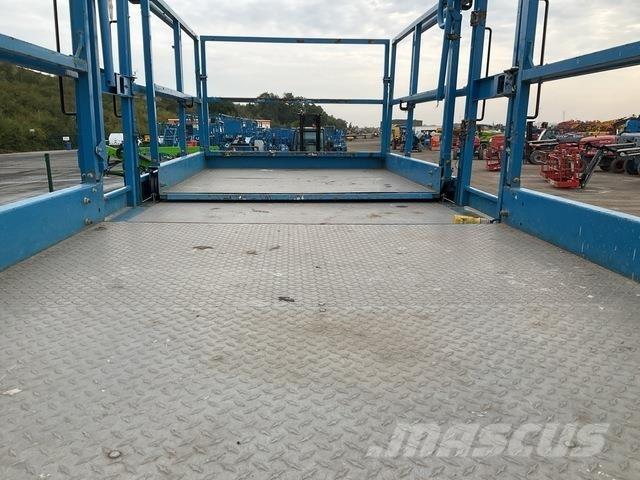 Genie GS5390 シザースリフト