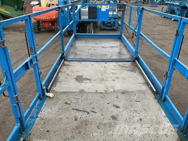 Genie GS5390 シザースリフト