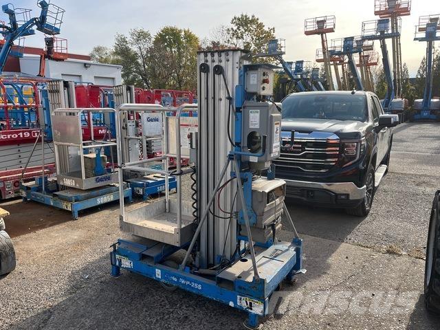 Genie IWP-25S 垂直昇降型リフト