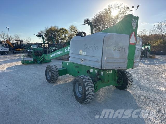 Genie S-45 ブームリフト　直伸型