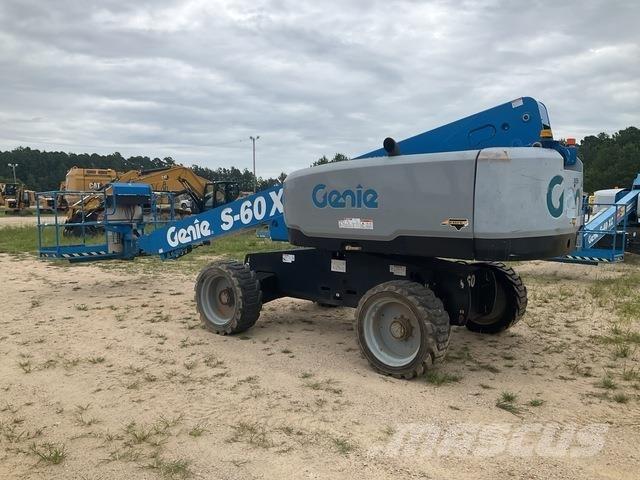 Genie S-60X ブームリフト　直伸型
