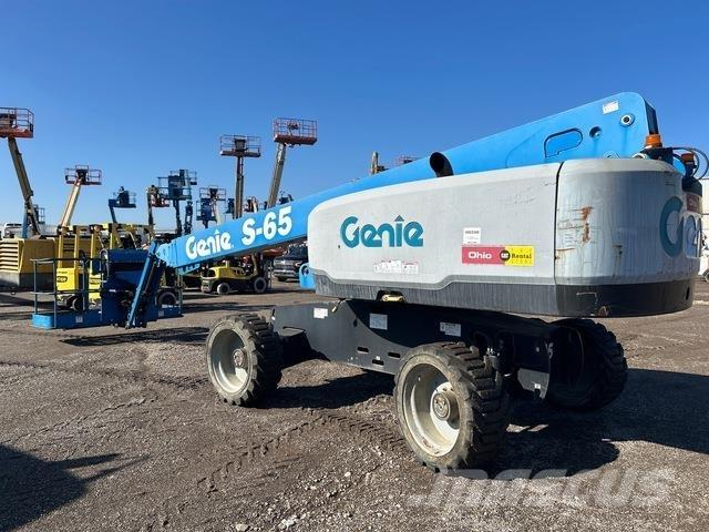Genie S-65 ブームリフト　直伸型