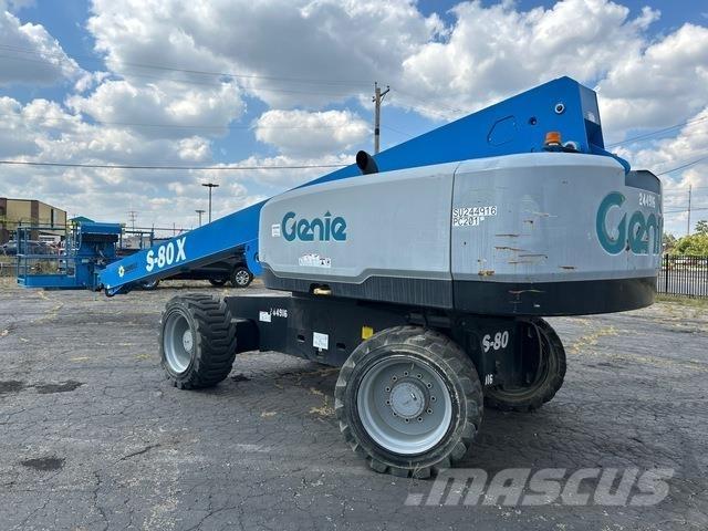 Genie S-80X ブームリフト　直伸型
