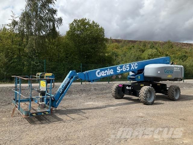 Genie S65XC ブームリフト　直伸型