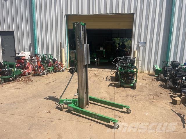 Genie SLA-10 ホイスト、ウインチ、エレベーター