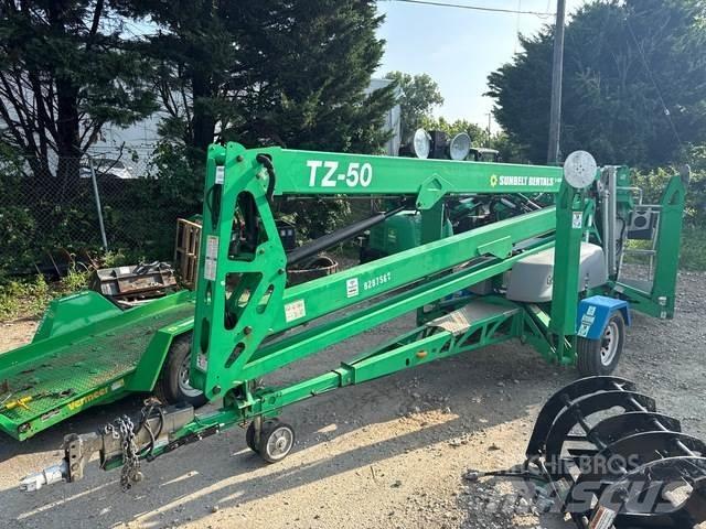 Genie TZ-50 高所作業台付トレーラー