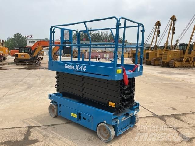 Genie X14 シザースリフト