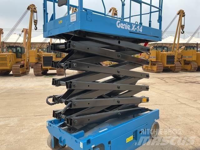 Genie X14 シザースリフト