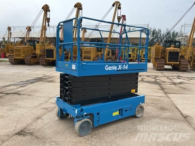 Genie X14 シザースリフト