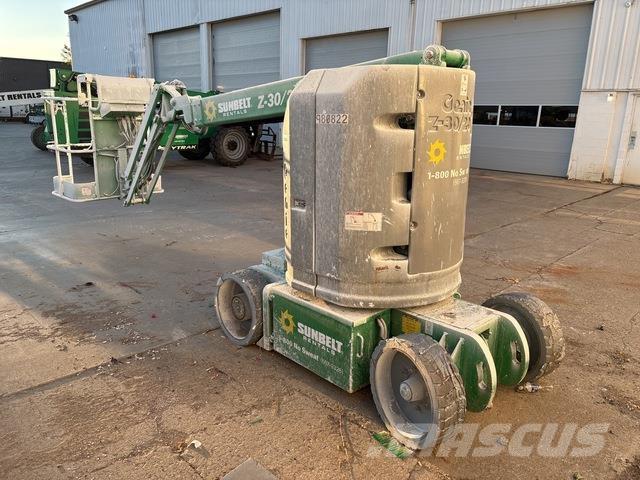 Genie Z-30/20N ブームリフト　屈伸型