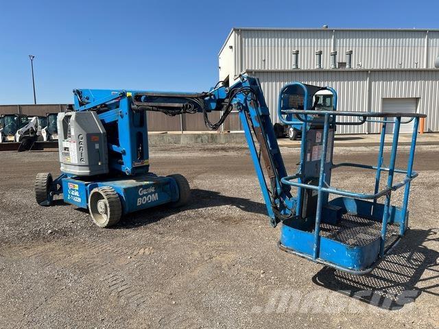 Genie Z-34/22N ブームリフト　屈伸型