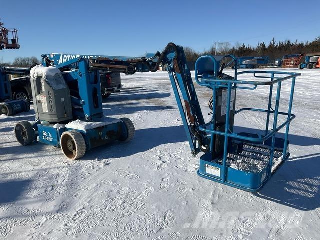 Genie Z-34/22N ブームリフト　屈伸型