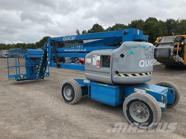 Genie Z45/25J ブームリフト　屈伸型