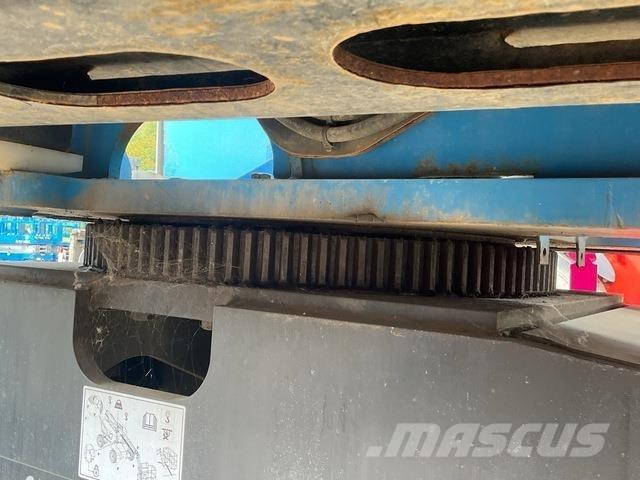 Genie Z60/37 ブームリフト　屈伸型