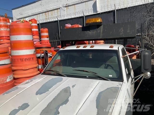 GMC 3500 平ボディー