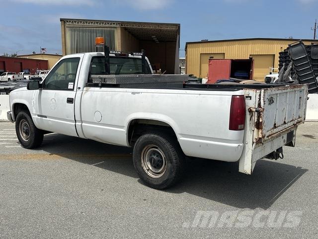 GMC 3500 ピックアップ／ドロップサイド