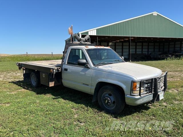 GMC 3500 平ボディー