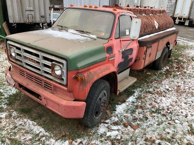 GMC 6000 タンカートラック