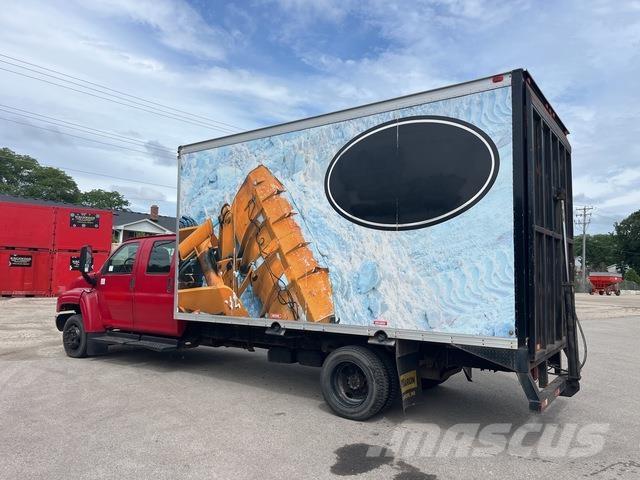 GMC C5500 ボックスボディー、ウイング、箱車