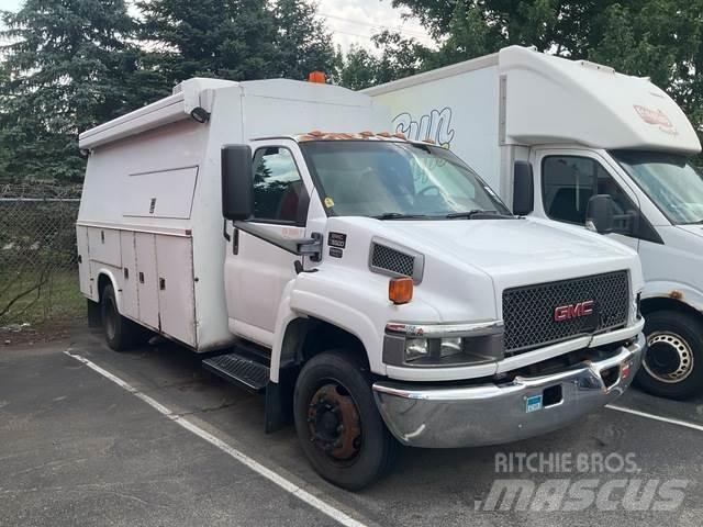 GMC C5C042 多目的／汎用車両