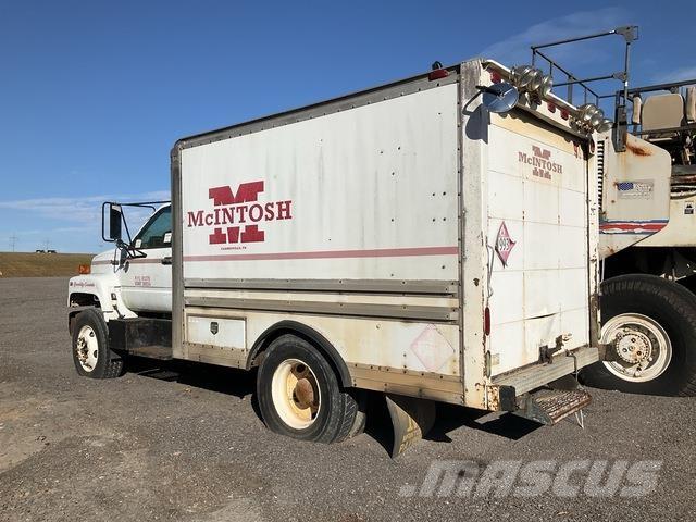 GMC C6500 タンカートラック