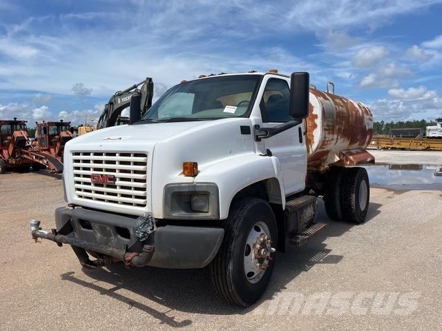 GMC C7500 給水車