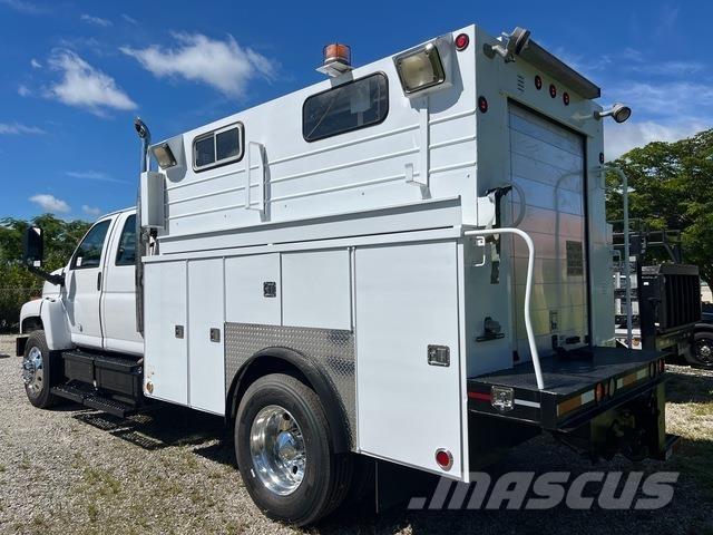 GMC C7500 多目的／汎用車両