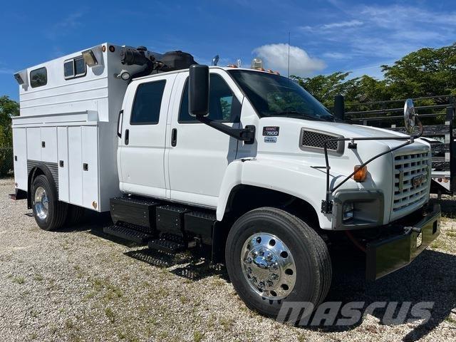 GMC C7500 多目的／汎用車両