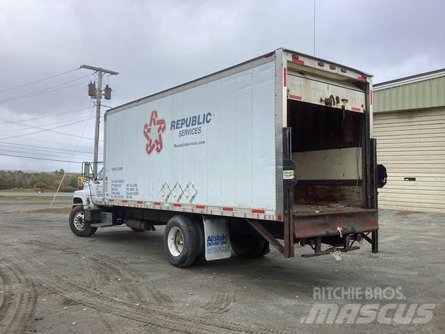 GMC C7H042 ボックスボディー、ウイング、箱車