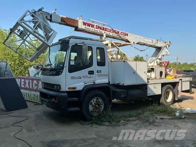 GMC T7500 トラック高所作業車