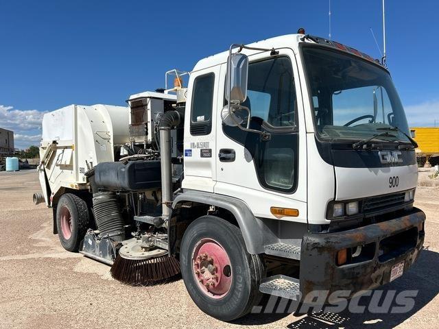 GMC T7500 街路清掃車