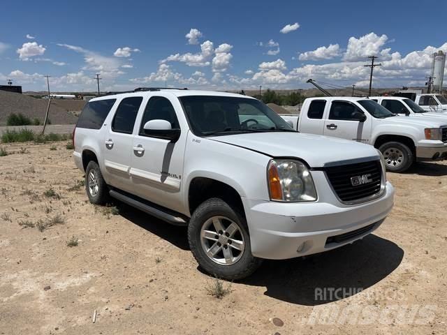GMC Yukon 自動車