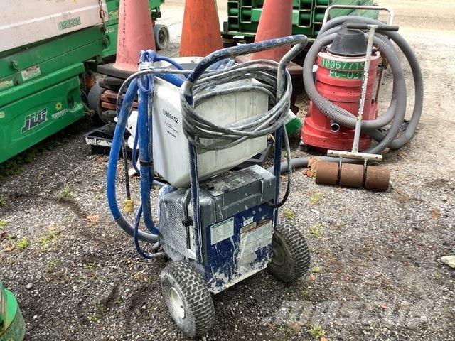 Graco RTX200PI 建設機械 -　その他