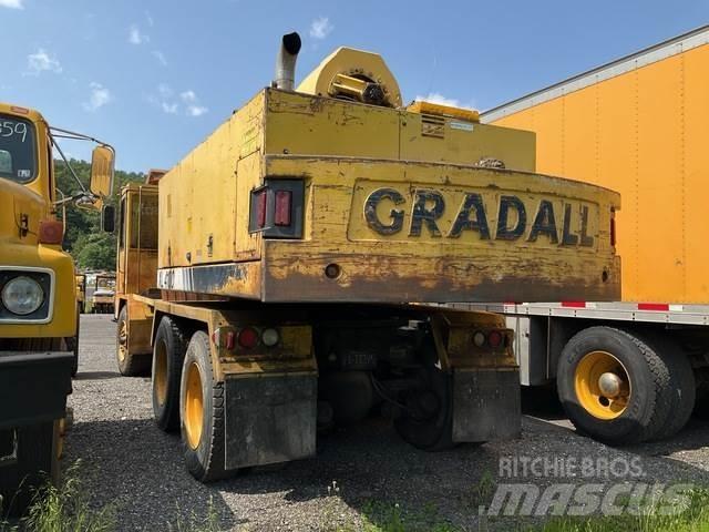 Gradall 4100 ホイール式油圧ショベル（パワーショベル・ユンボ・バックホー）
