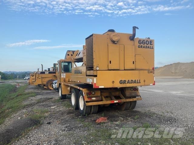 Gradall G660E ホイール式油圧ショベル（パワーショベル・ユンボ・バックホー）