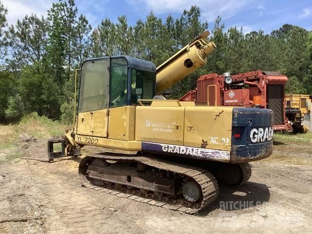 Gradall XL2200 大型油圧ショベル12t以上（パワーショベル・ユンボ）