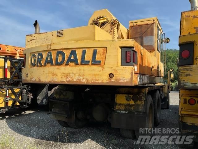 Gradall XL4100 ホイール式油圧ショベル（パワーショベル・ユンボ・バックホー）