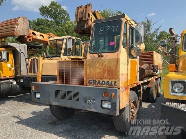 Gradall XL4100 ホイール式油圧ショベル（パワーショベル・ユンボ・バックホー）