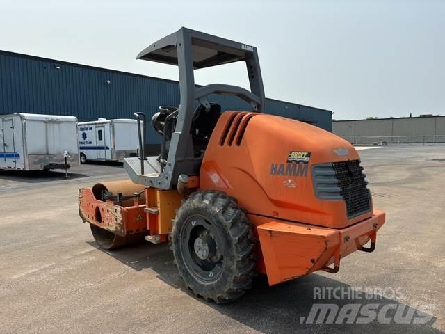 Hamm 3205 振動ローラ