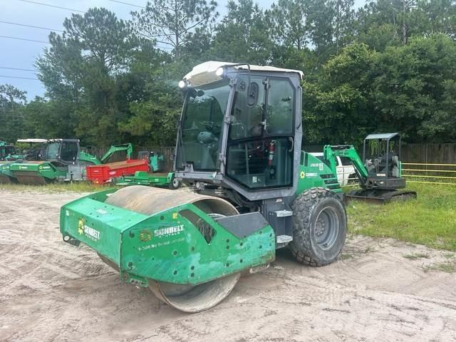 Hamm H 7i 振動ローラ