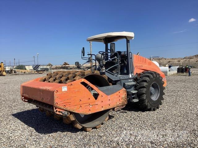 Hamm H11i P 振動ローラ