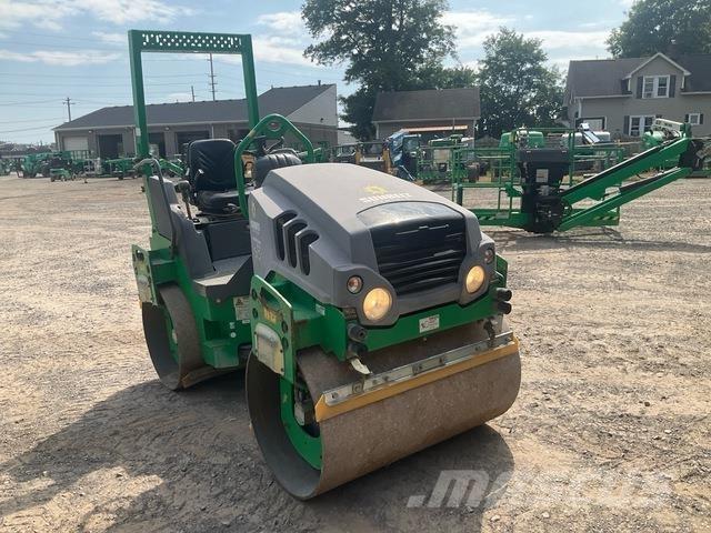 Hamm HD12VV タンデムローラ