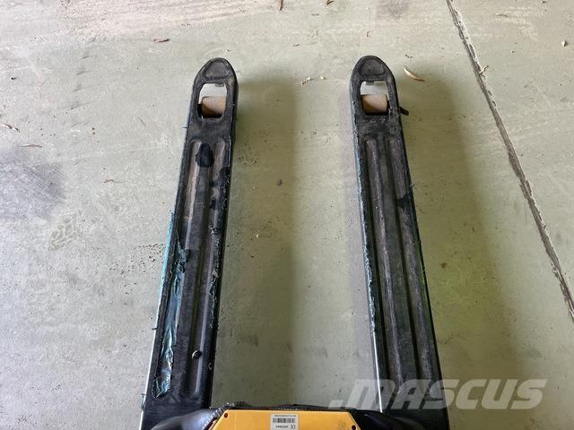 Heli CBD15J Palletizers