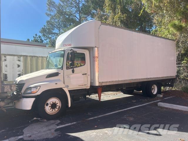 Hino 238 ボックスボディー、ウイング、箱車