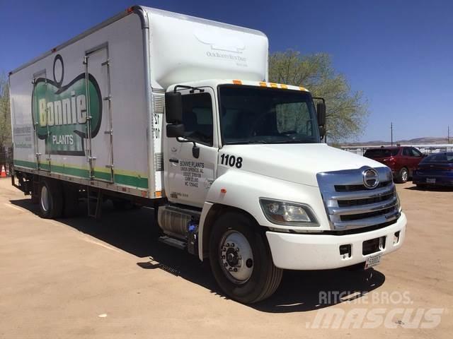 Hino 268 ボックスボディー、ウイング、箱車