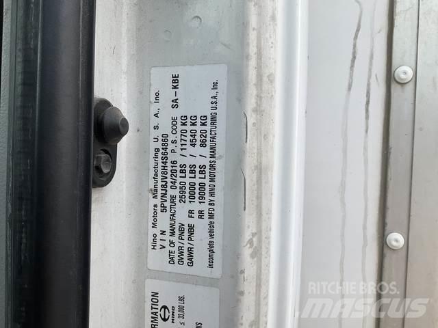 Hino 268 ボックスボディー、ウイング、箱車