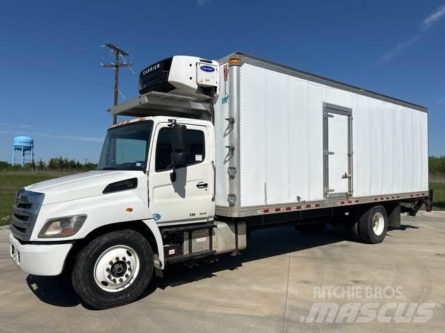 Hino 268 冷凍冷蔵車