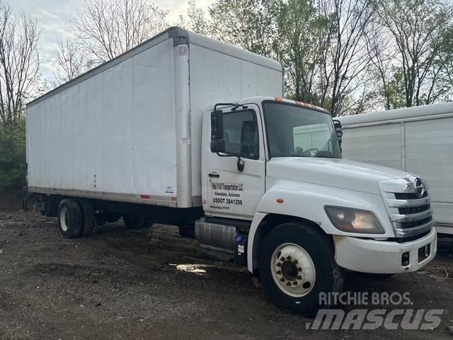 Hino 268 ボックスボディー、ウイング、箱車