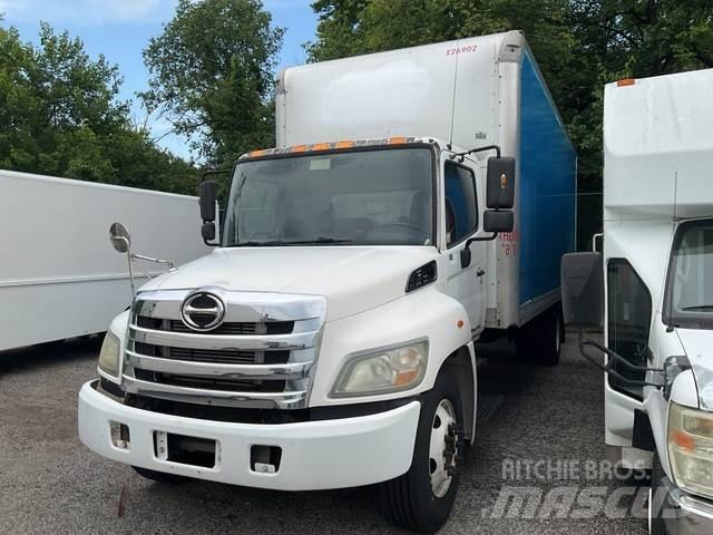 Hino 268 ボックスボディー、ウイング、箱車