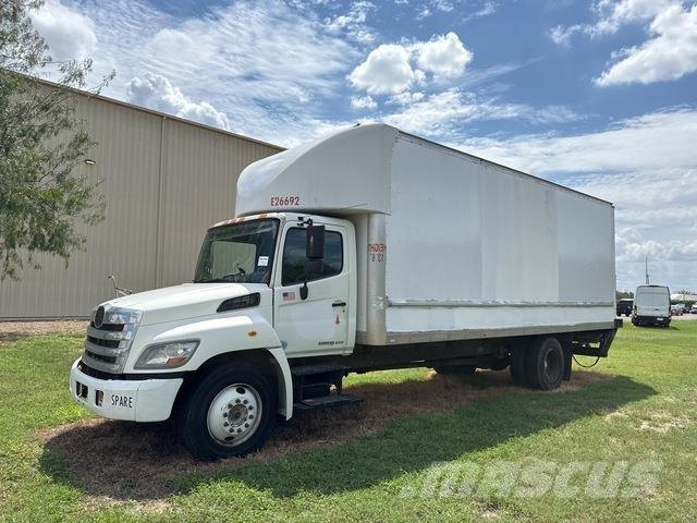 Hino 268 ボックスボディー、ウイング、箱車